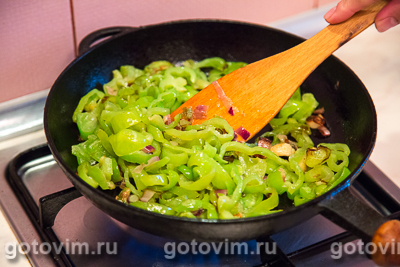 Черноморские мидии с рисом и овощами