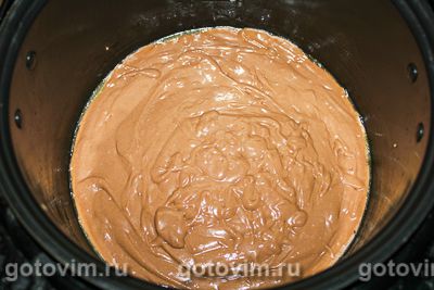 Шоколадный пирог на сметане в мультиварке