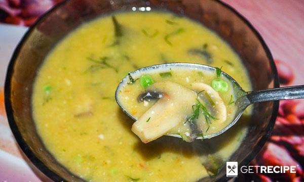 Летний суп-пюре с шампиньонами и зеленым горошком (2-й рецепт)