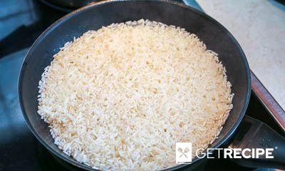 Как приготовить рис на сковороде.