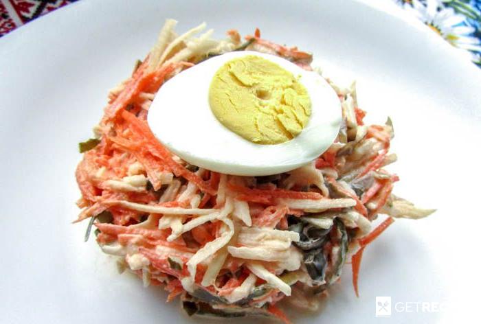 Photo of Салат из морской капусты с яйцом, огурцом, морковью и яблоками (2-й рецепт)