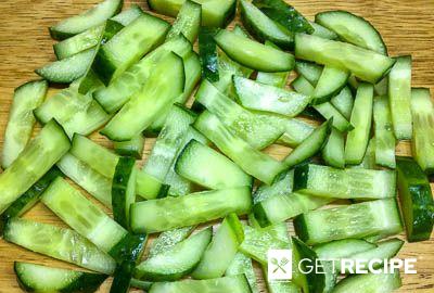 Салат из пекинской капусты, кукурузы и огурца с майонезом (2-й рецепт)