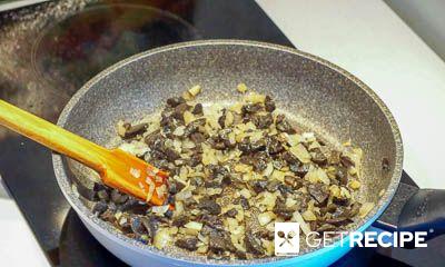Котлеты в грибном соусе, запеченные в духовке (2-й рецепт)