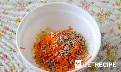 Салат из батата, моркови и семян подсолнечника (2-й рецепт)
