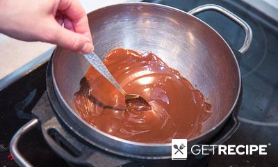 Шоколадный торт с безе и соленым арахисом (2-й рецепт)