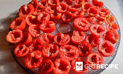 Вяленые помидоры в сушилке