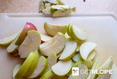 Сушеные яблоки в духовке с корицей и сахаром.