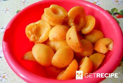 Варенье из абрикосов дольками со сливочным маслом.
