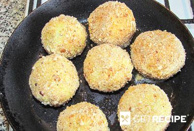 Картофельные крокеты с начинкой из шпрот, яйца и зеленого лука (2-й рецепт)