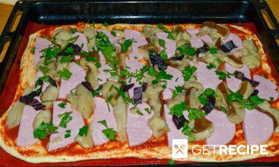 Пицца на кефире с колбасой и грибами (2-й рецепт)
