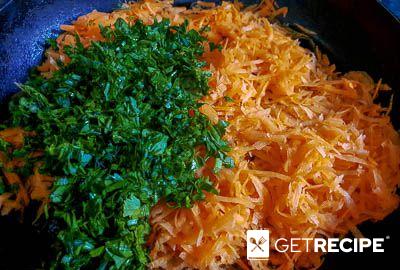 Курица, фаршированная рисовой лапшой, морковью и оливками (2-й рецепт)