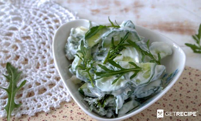 Салат из огурцов с йогуртом и рукколой (для барбекю) (2-й рецепт)