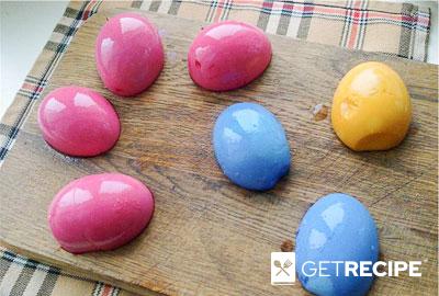 Разноцветные фаршированные яйца