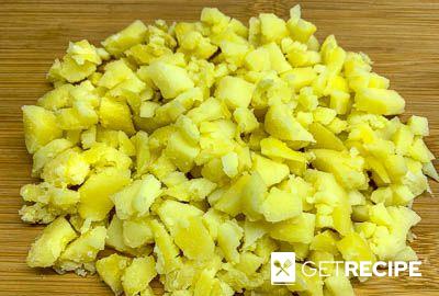 Салат из мяса кролика с фасолью, картофелем и яйцом (2-й рецепт)