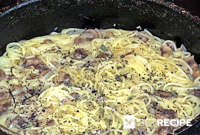 Спагетти в соусе из шампиньонов с горгонзолой (2-й рецепт)