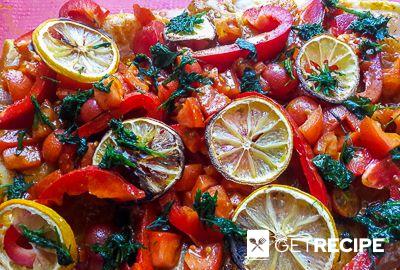 Морской окунь в духовке с овощами и лимонами (2-й рецепт)