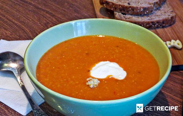 Суп-пюре с томатом и морковью на сливках.