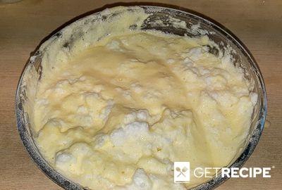 Воздушный пирог с инжиром и изюмом (2-й рецепт)