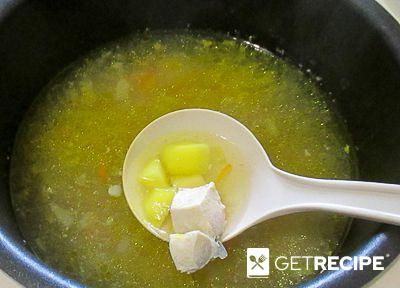 Куриный суп с вермишелью «паутинка» и колбасным сыром в мультиварке (2-й рецепт)