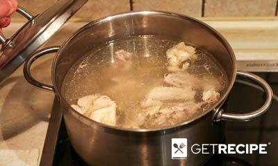 Осетинский белый суп из курицы с мучной болтушкой (Лывжа или лывза)