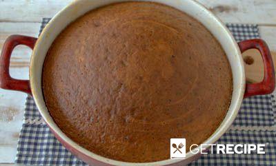 Полосатый пирог на кефире с черной смородиной (2-й рецепт)