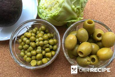 Овощной салат из свеклы с пекинской капустой и оливками (2-й рецепт)