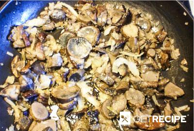 Дрожжевой постный пирог с лесными грибами (2-й рецепт)