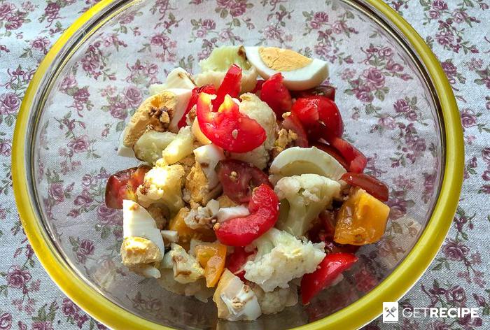 Photo of Салат из цветной капусты с помидорами и яйцами (2-й рецепт)