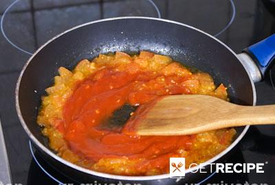 Куриные желудочки в томатном соусе