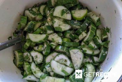 Салат на зиму из переросших огурцов (2-й рецепт)