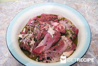 Мясо молодого барашка, запеченное с мятой и вином (Vesi и Gluck) (2-й рецепт)