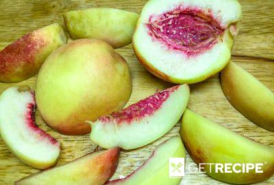 Компот из персиков со сливой на зиму (2-й рецепт)