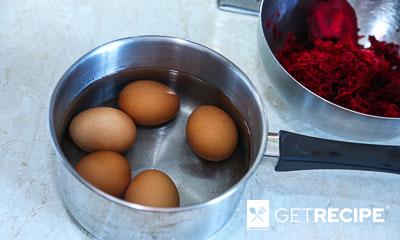 Как покрасить яйца свёклой (2-й рецепт)