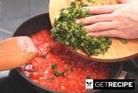 Спагетти с курицей в сливочно-томатном соусе