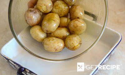 Мини картофель в духовке, запеченный с карри.