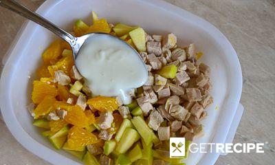 Фитнес-салат с курицей, яблоками и апельсином (2-й рецепт)