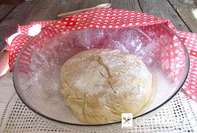 Дрожжевой пирог с ежевикой (2-й рецепт)