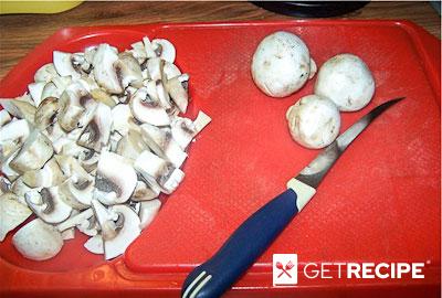 Мясо с грибами и сыром в горшочках (2-й рецепт)