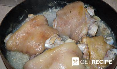 Отварные свиные ножки в чесночном соусе (2-й рецепт)