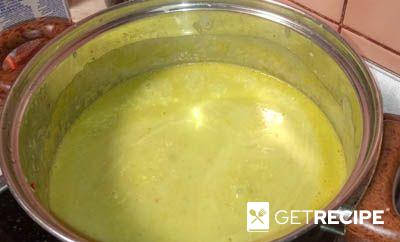 Суп-пюре из зеленого горошка со спаржей и копченой говядиной (2-й рецепт)