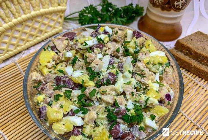 Салат из мяса кролика с фасолью, картофелем и яйцом (2-й рецепт)