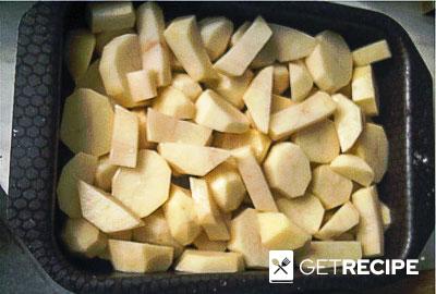 Горбуша, запеченная с картофелем и сметаной (2-й рецепт)