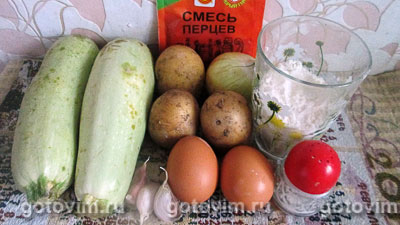 Овощные оладьи из кабачков с картошкой
