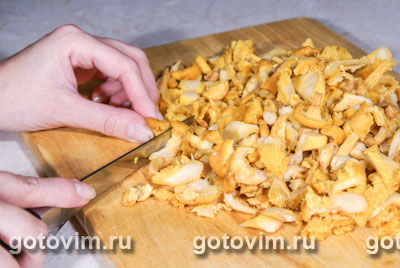 Картофельная запеканка с лисичками (в сметане).