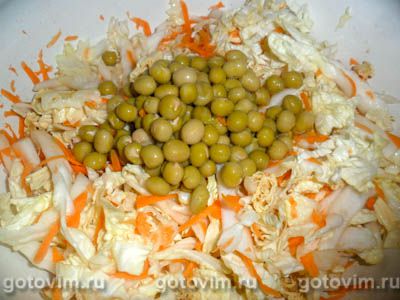 Салат из соевой спаржи и капусты
