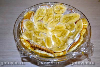 Торт без выпечки с апельсинами и бананами