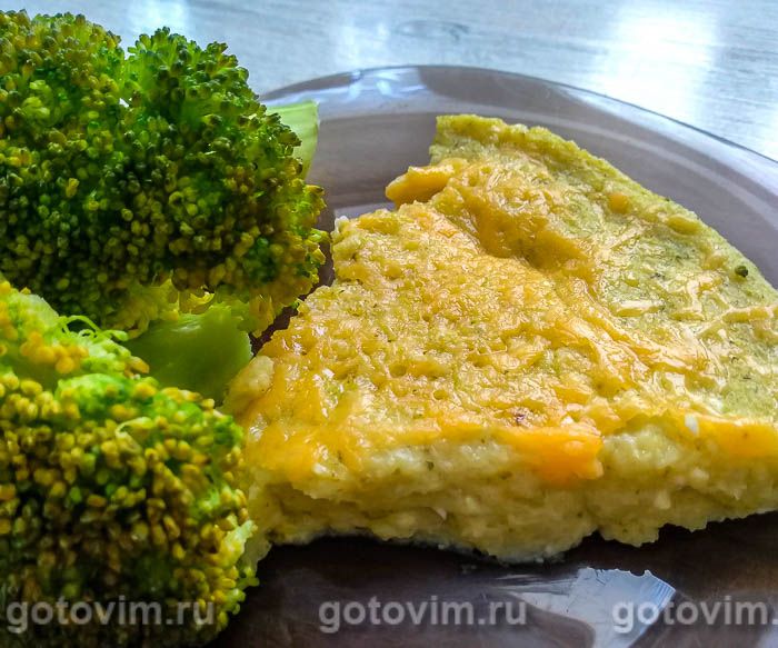 Картофельная запеканка с брокколи, сыром и творогом