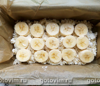 Макаронная запеканка с творогом и бананами