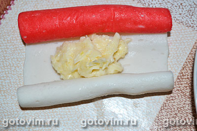 Фаршированные крабовые палочки с сырной начинкой