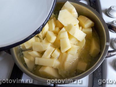 Суп-пюре из лука порея с картофелем и сыром